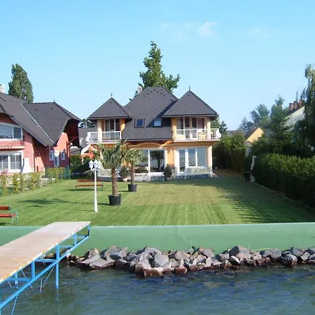 Apartment Kati Villa-beach Balatonlelle
